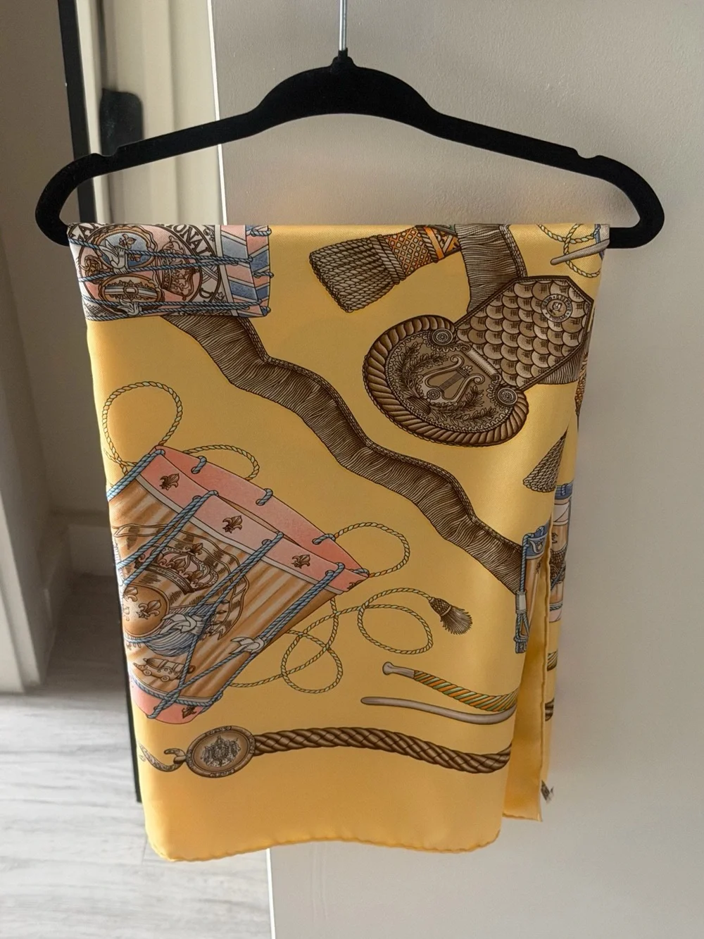 Hermes rich yellow